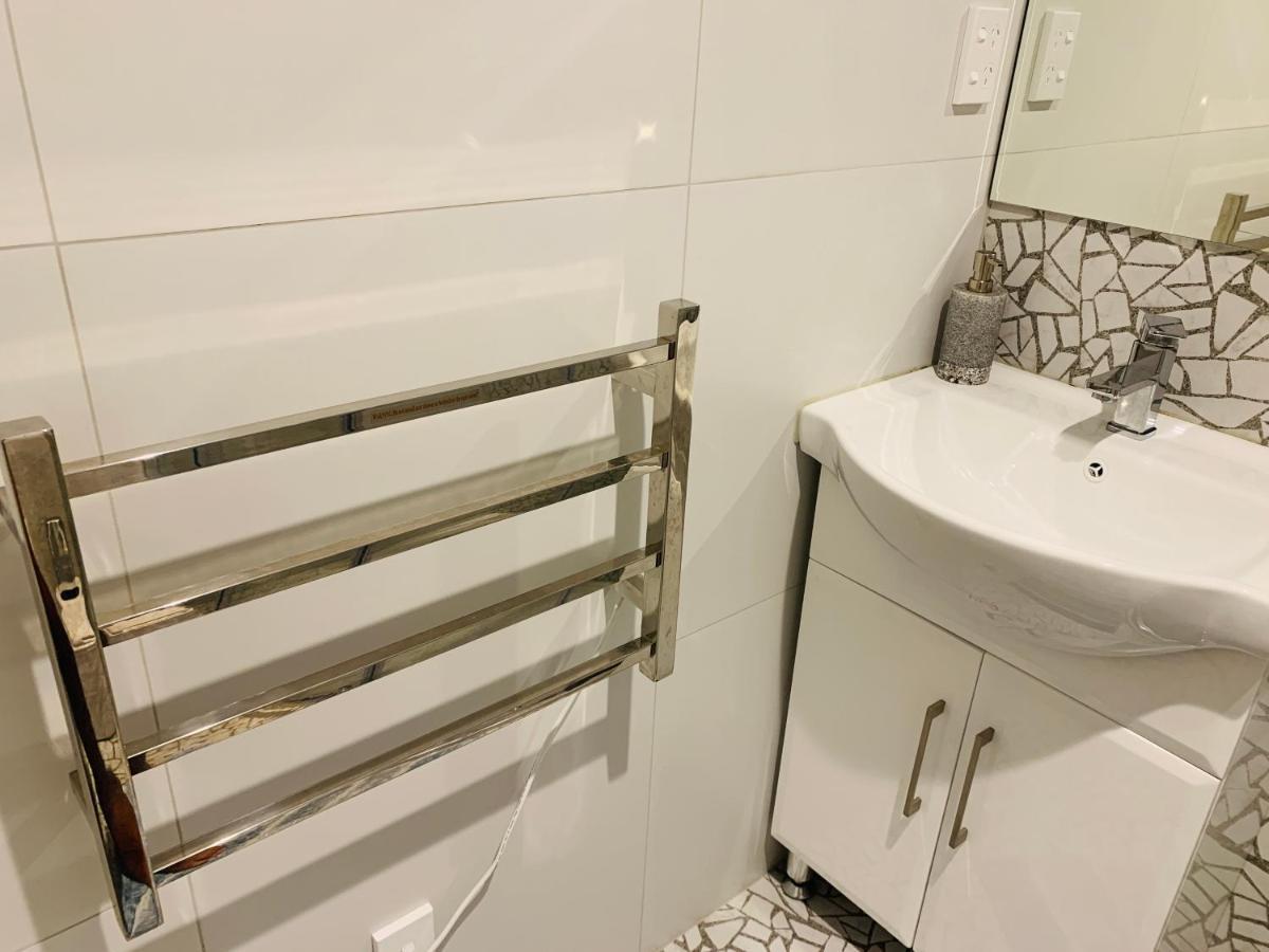 Auckland Homestay-Ensuite Room, Near Airport,Free Parking Exteriör bild